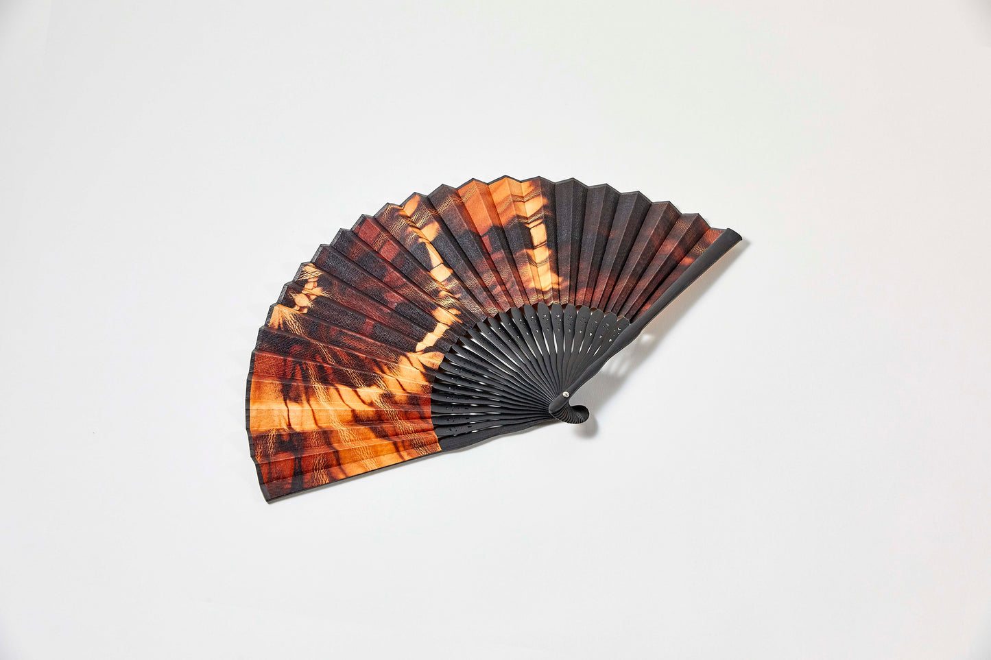 Folding fan / Amami Oshima mud dye / Circle tie-dye / Cowhide