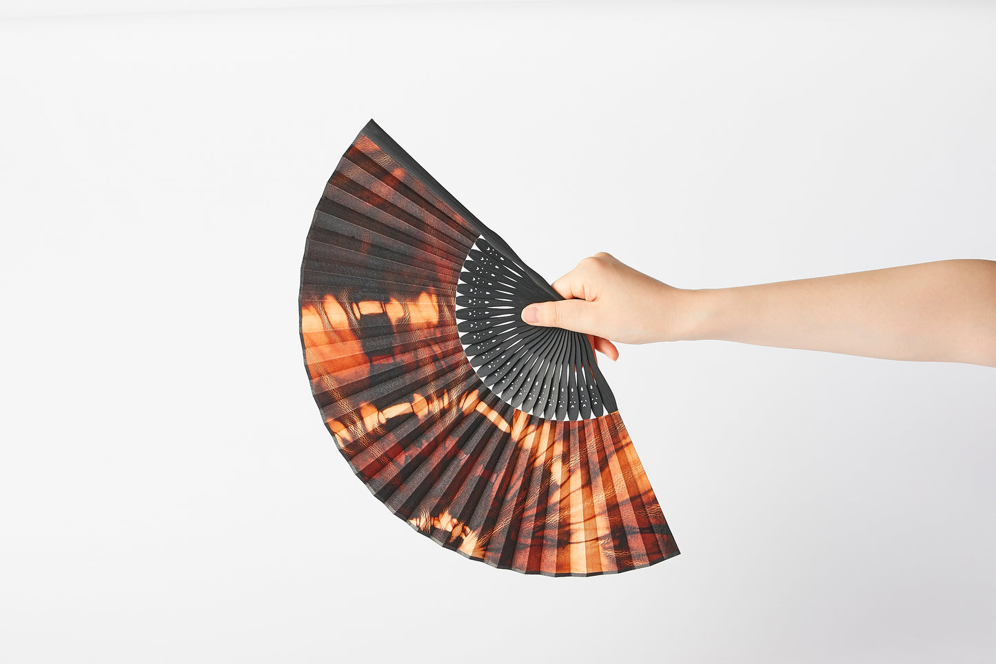Folding fan / Amami Oshima mud dye / Circle tie-dye / Cowhide